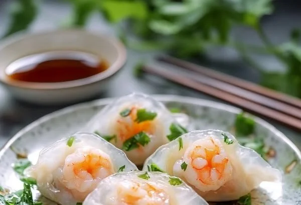 Delicious Har Gow shrimp dumplings made with rice paper.